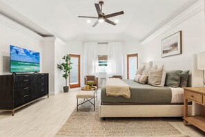 5 bedrooms, desk, iron/ironing board, travel crib