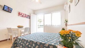 تناول الطعام