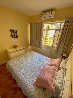 2 chambres, fer et planche à repasser, Wi-Fi, literie fournie