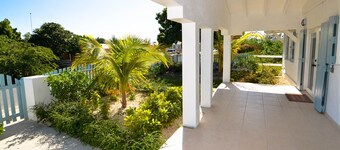 Beachside Bungalow Sandpiper
