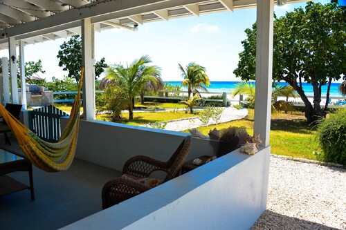 Beachside Bungalow Sandpiper