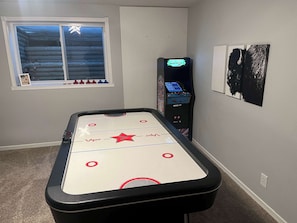 Spielezimmer