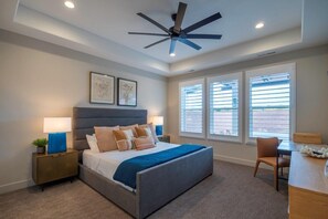12 habitaciones, tabla de planchar con plancha y wifi