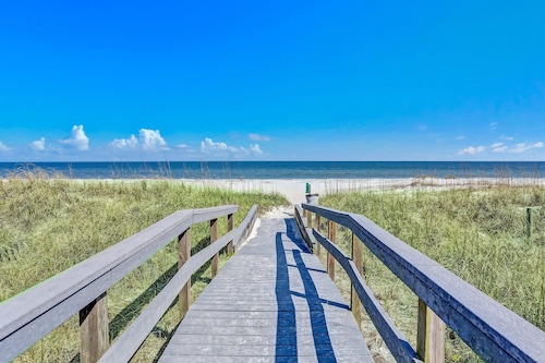 Luxury Beach Front Condo in the Omni Resort Community with seasonally heated pool & panoramic view!