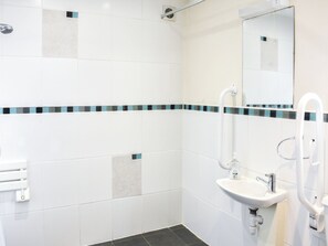 Towels - Riverbank Cottage-UK42229 (Near Tebay)