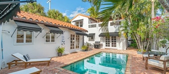 Abstract Pool Villa in Historic Home | Pool