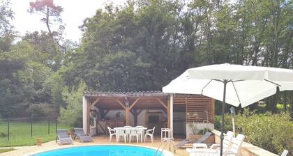 Maison de vacances moderne avec piscine