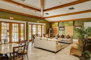 Interior - Stunning Flamingo Condo at Lely Resort-Golf/Pool/Courts/Gym (Naples)