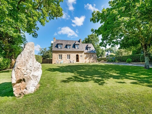 Coastal Home in Logonna-Daoulas