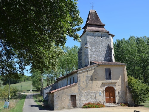 Apartment in France near Scenic Landmarks