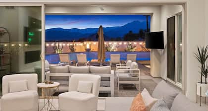 New! (PGA Signature) Platinum Magic! w/Gameroom!