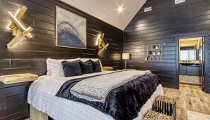 4 bedrooms, WiFi, bed sheets