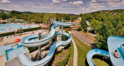 Villa à Lanzac avec jardin privé