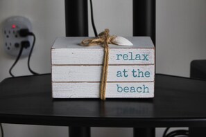 Business center - Seacret Hideout - Bayside - 1 block to beach, Seacrets and more. (Ocean City)