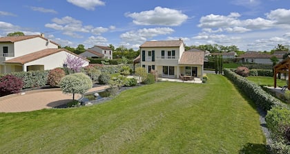 Luxusvilla in Frankreich mit Pool