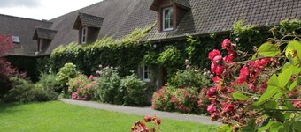 Chalet near Lake and Pool in Quend-Plage