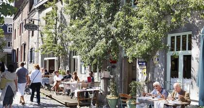 Holiday Home in Somme-Leuze with Sauna