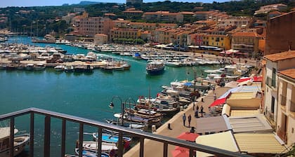 Freundliche Villa Flucht