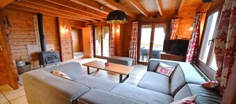 Chalet in Durbuy with Sauna & Nature Views