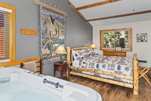 Romantisk hytte | Individuelt dekorert, individuelt innredet og strykejern/-brett