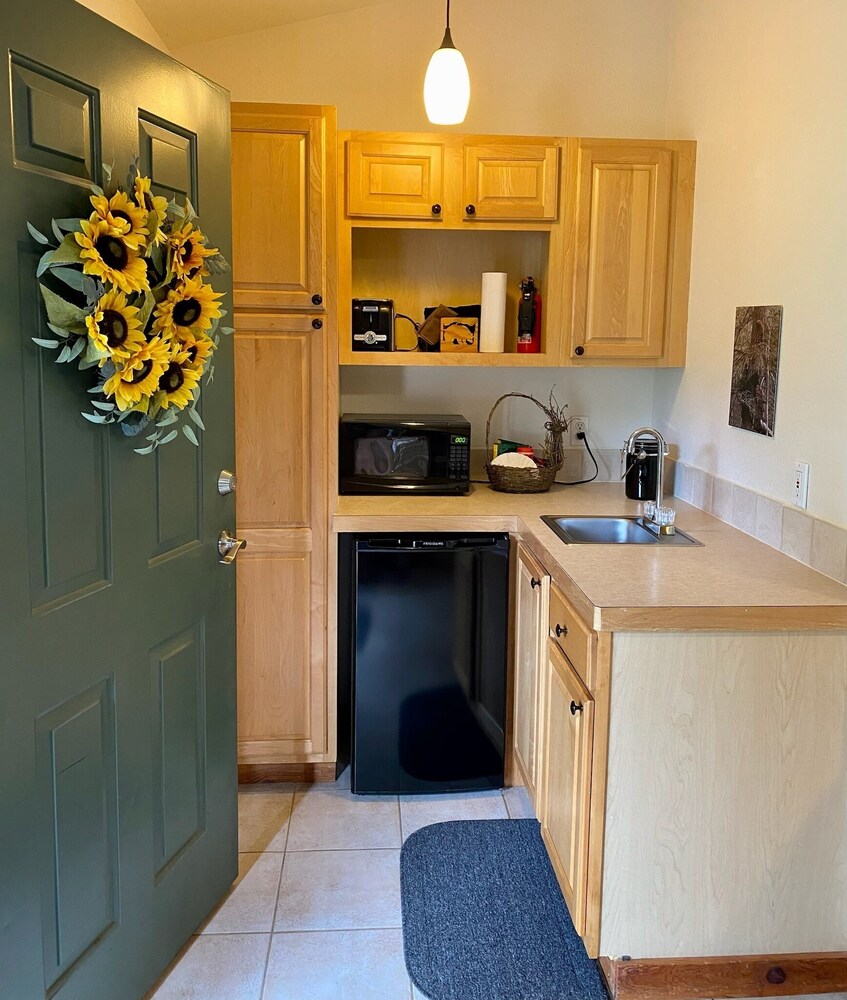 Mountain Shadows Resort by null