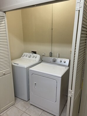 Interior - Wells Property (Nassau)