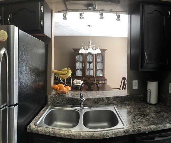 Fridge, microwave, oven, stovetop - Charming Home in a Safe and Quiet Neighborhood Convenient to Town (Cookeville)