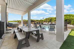 Outdoor dining - All open summer weeks just discounted up to 25%! Book now for lowest rates of th (Cape San Blas)