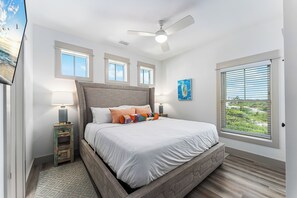 7 bedrooms, iron/ironing board, free WiFi, bed sheets