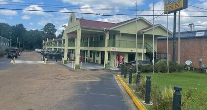 Mustang Inn