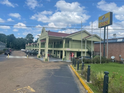 Mustang Inn