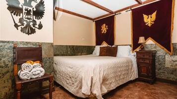 Chambre Double Standard | Coffres-forts dans les chambres, fer et planche à repasser