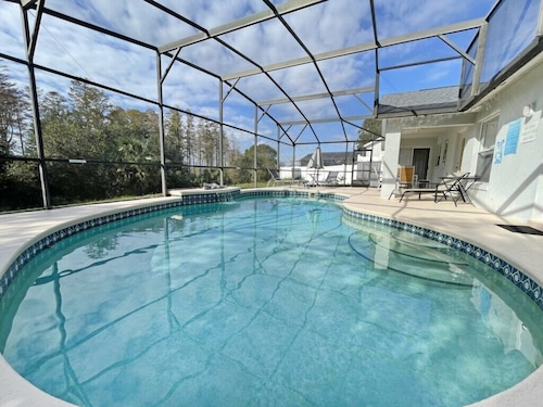 Greatest Grove - 4 bedroom villa with sunny private pool