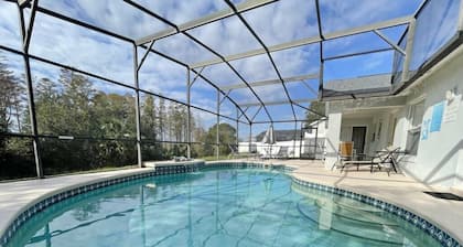 Greatest Grove - 4 bedroom villa with sunny private pool