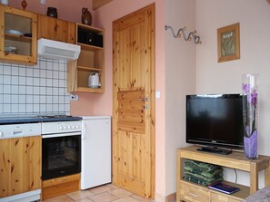 KĂŒhlschrank, Ofen, Herdplatte, GeschirrspĂŒler