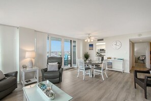 TV, offices - Anchorage 610 (Siesta Key)