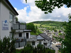 Esterni