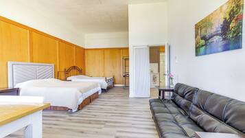 2 Schlafzimmer, Bügeleisen/Bügelbrett, Internetzugang, Bettwäsche