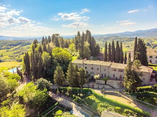 Holiday Home in Tuscany with Pool & BBQ