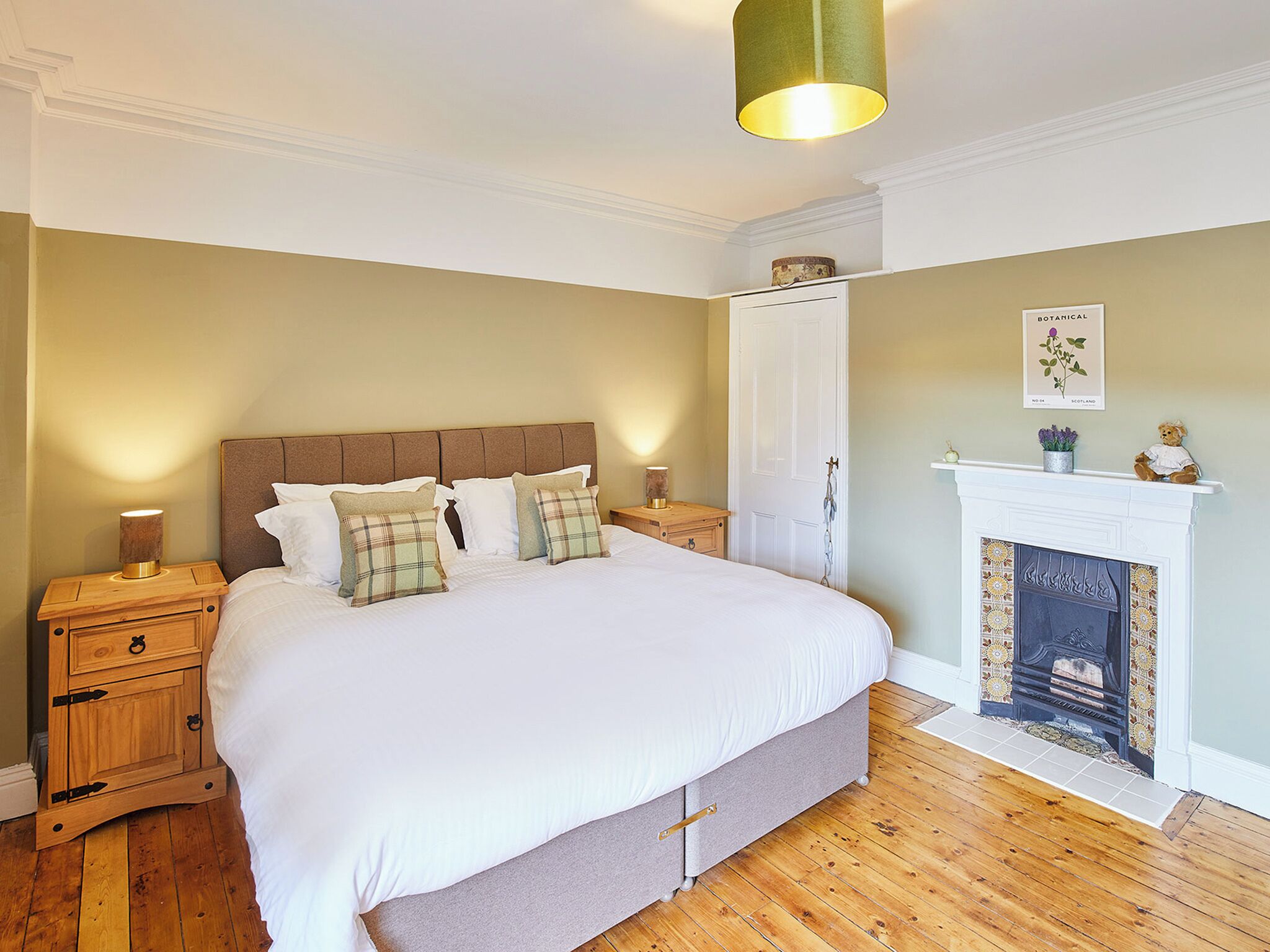 4 habitaciones, wifi gratis y ropa de cama 