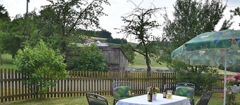 Ferienhaus mit Garten in Waldnähe