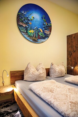 1 Schlafzimmer, Reisekinderbett, kostenloses WLAN, Bettwäsche