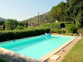 Schwimmbad des Ferienhauses