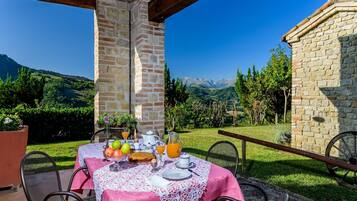 Ristorazione all'aperto