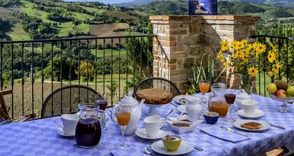 Elegantes Steinhaus mit Pool