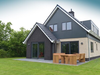 Luxury Villa in Texel