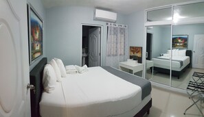3 Schlafzimmer, Bügeleisen/Bügelbrett, kostenloses WLAN, Bettwäsche