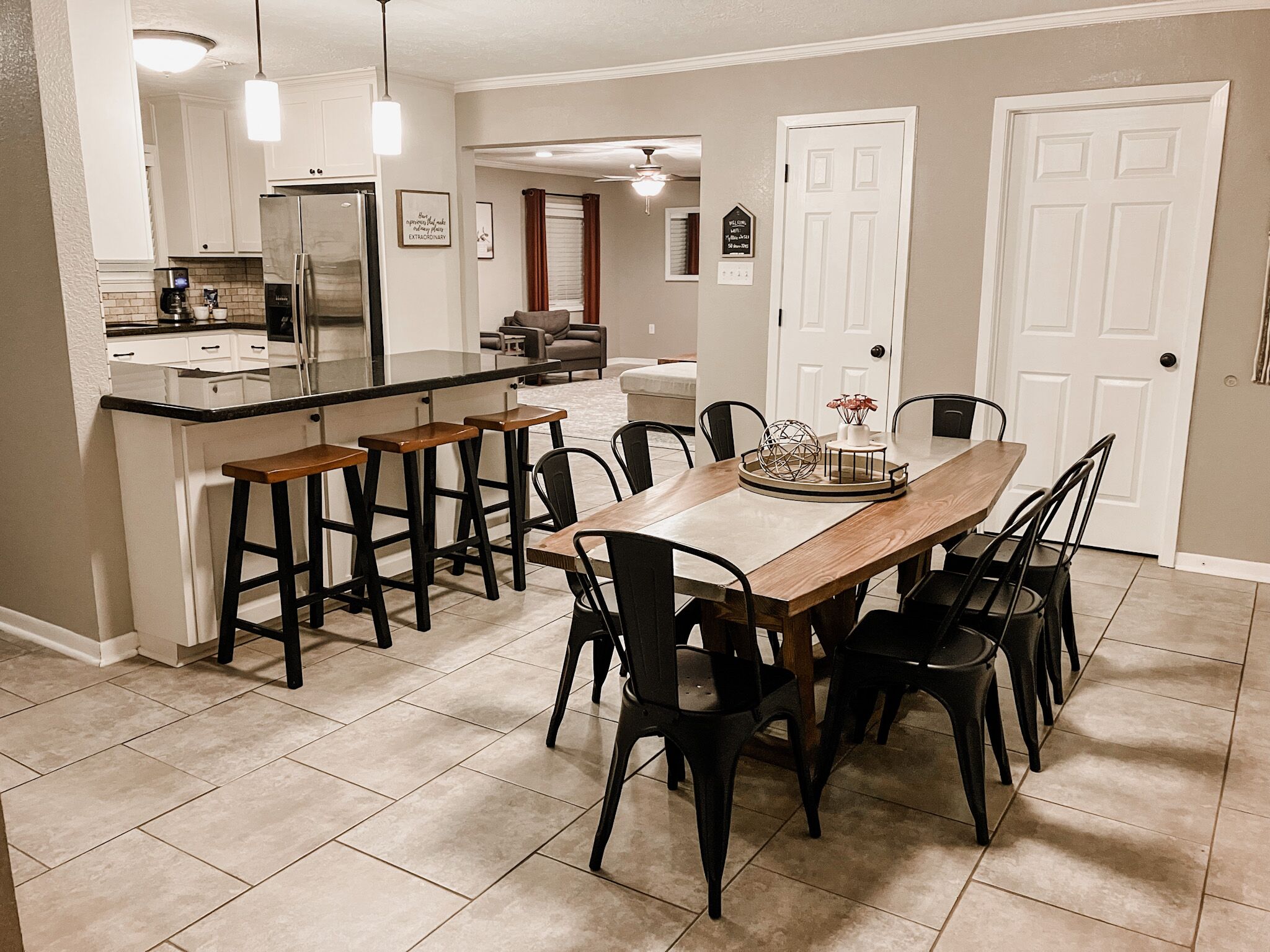 Spacious Family Home, Just 10 Minutes to Kyle Field!