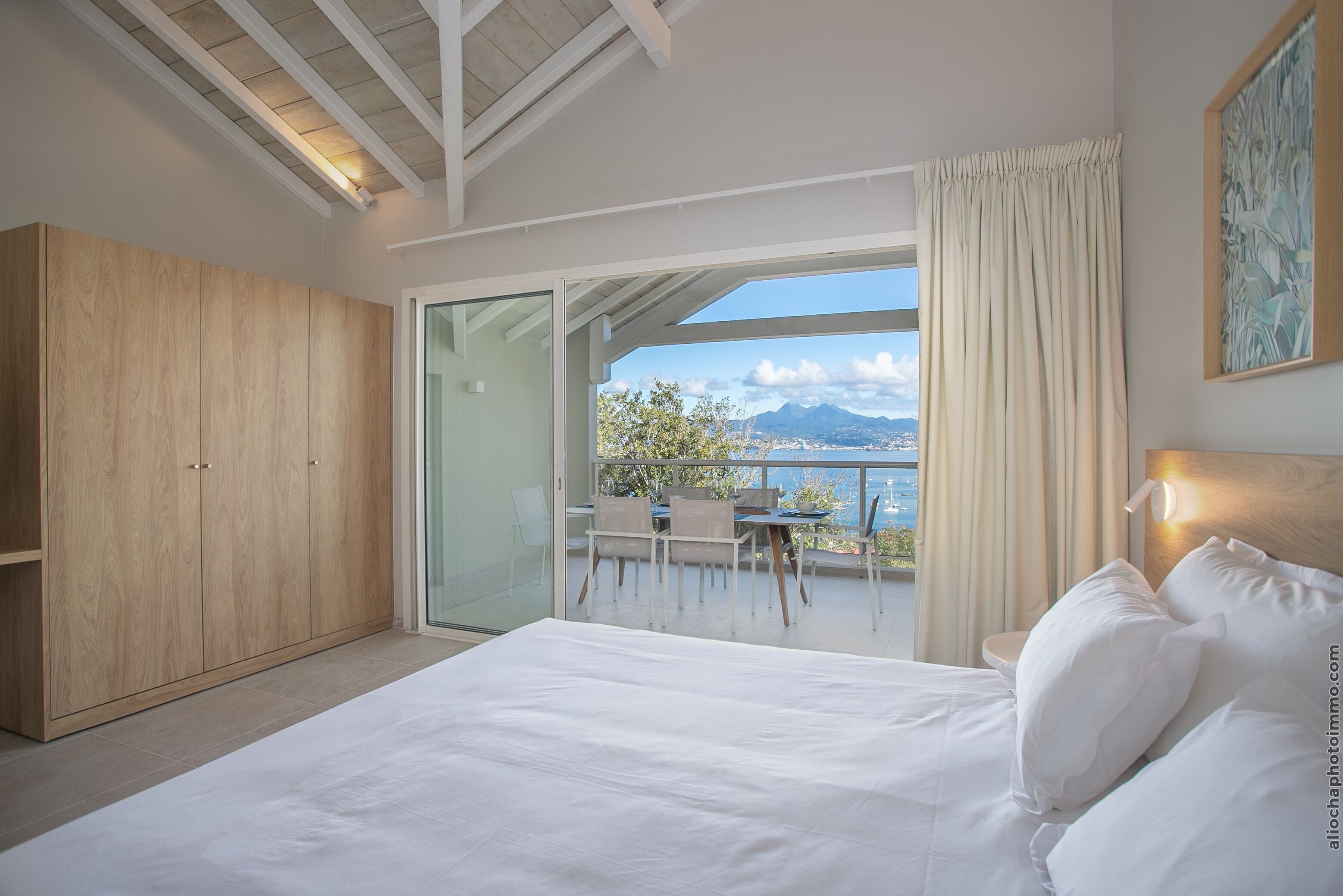 Căn hộ có tầm nhìn toàn cảnh | Truy cập Internet không dây miễn phí, bộ trải giường 