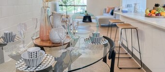 Nightcliff Foreshore: Seaview  ~ Outdoor Dining